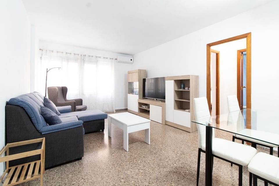 Communal lounge/ TV room, Living room