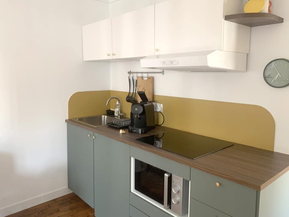 Coffee/tea facilities, Kitchen or kitchenette, minibar, pet friendly, stove, toaster