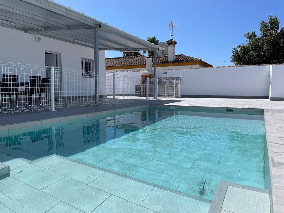 Off site, Swimming pool