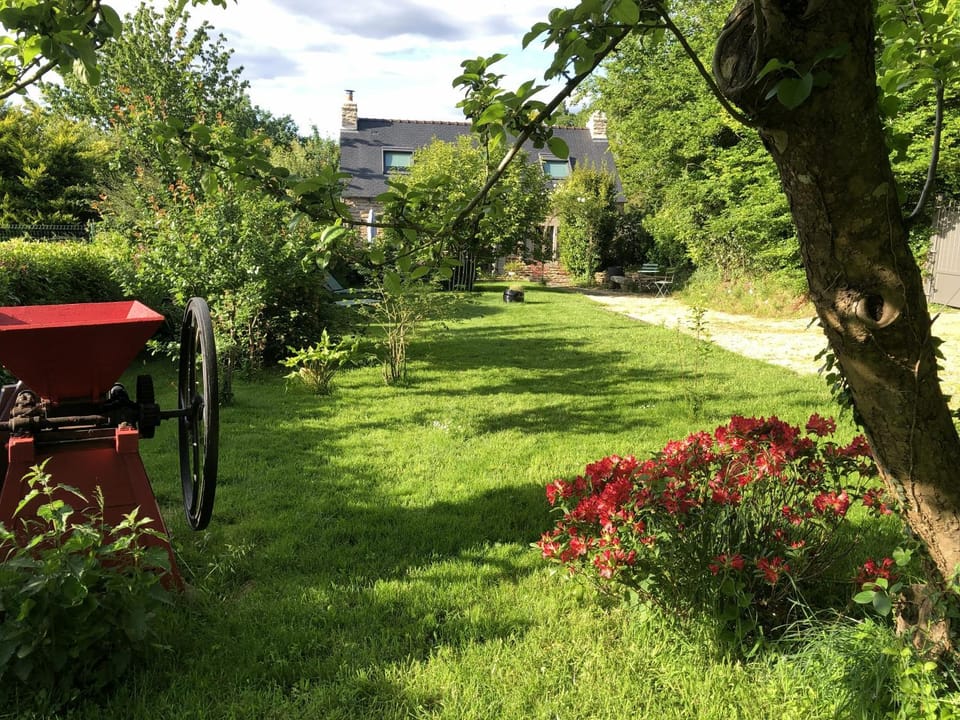 Garden, Parking