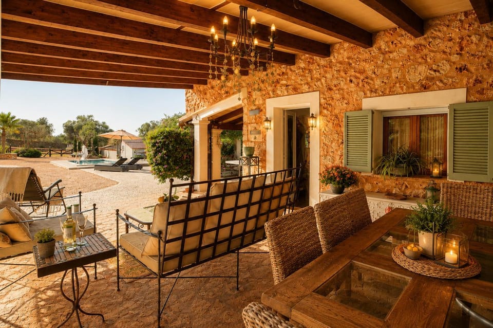 Casa con piscina en bonito entorno Mia House in Pla de Mallorca