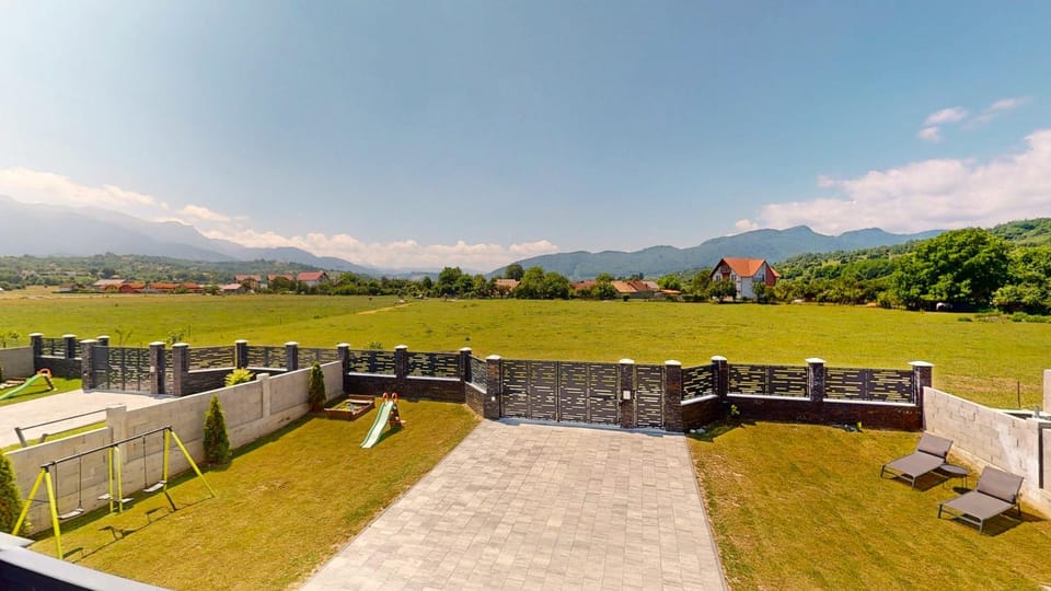 Natural landscape, Garden view, Mountain view