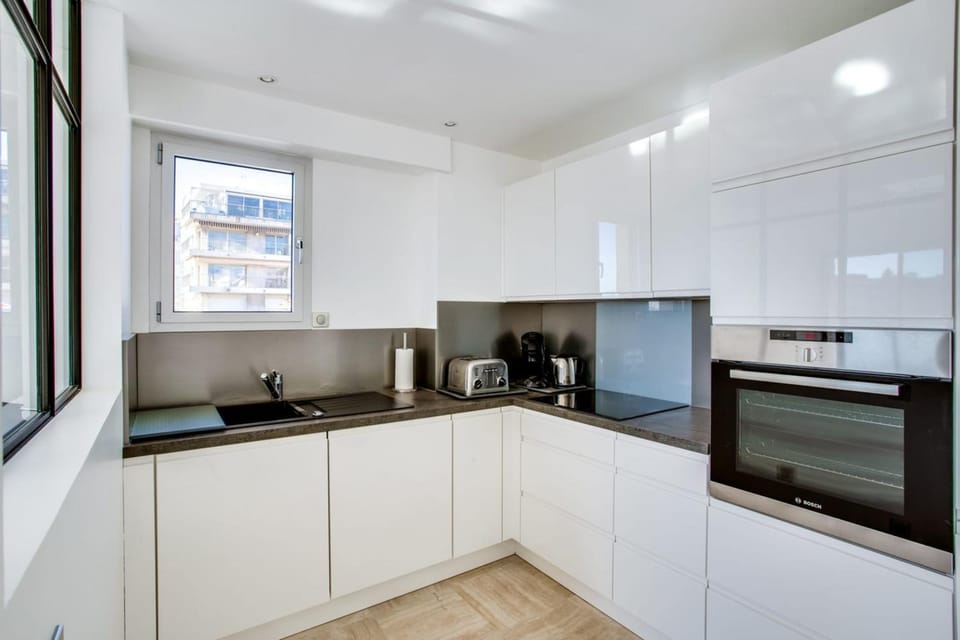 Appartement Alexandre lumineux avec superbe vue mer Apartment in Cannes