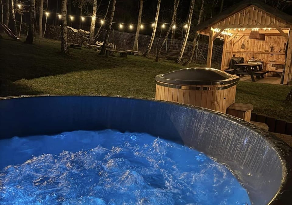 Night, Natural landscape, Garden, Garden, Hot Tub, Other, Other, Other, Seating area, Garden view