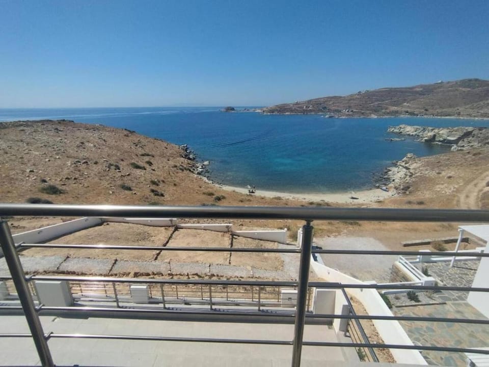 MFD LUXURY APARTMENTS ΜΕΖΟΝΕΤΑ 100τμ ΔΙΠΛΑ ΣΤΗ ΘΑΛΑΣΣΑ Apartment in Euboea