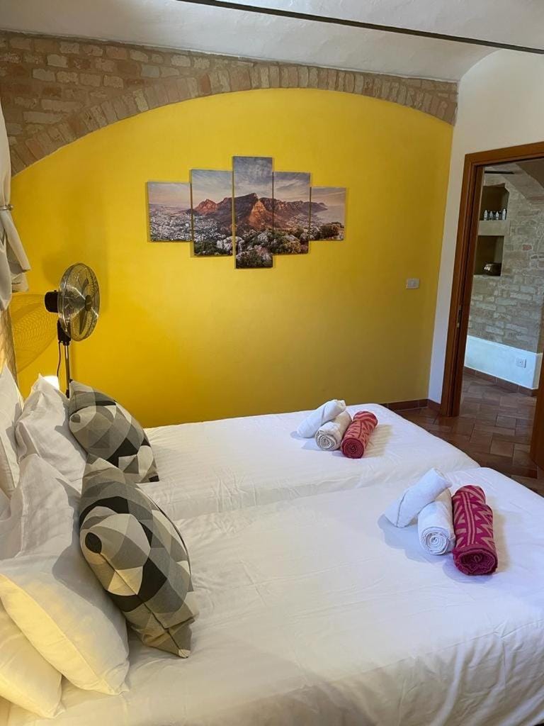 Country House Le Marche Bed and Breakfast in Marche