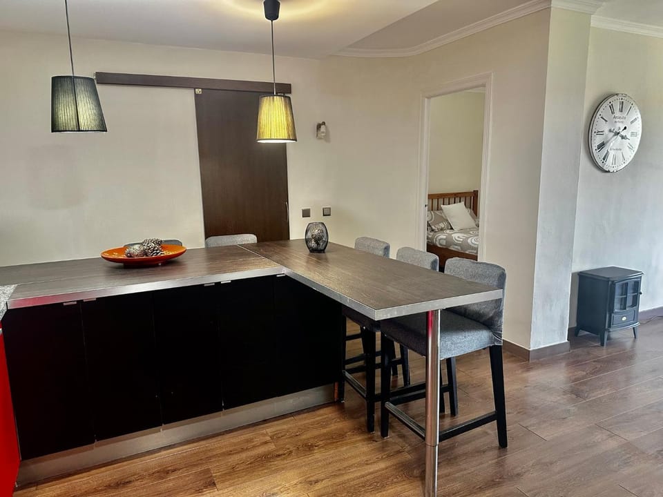 Kitchen or kitchenette, Living room, Dining area