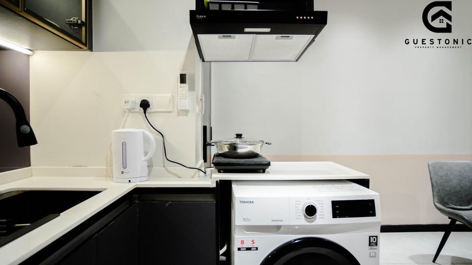 NeuSuite Cozy Studio by GUESTONIC Bed and Breakfast in Federal Territory of Kuala Lumpur