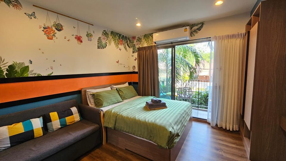 Bed, Bedroom