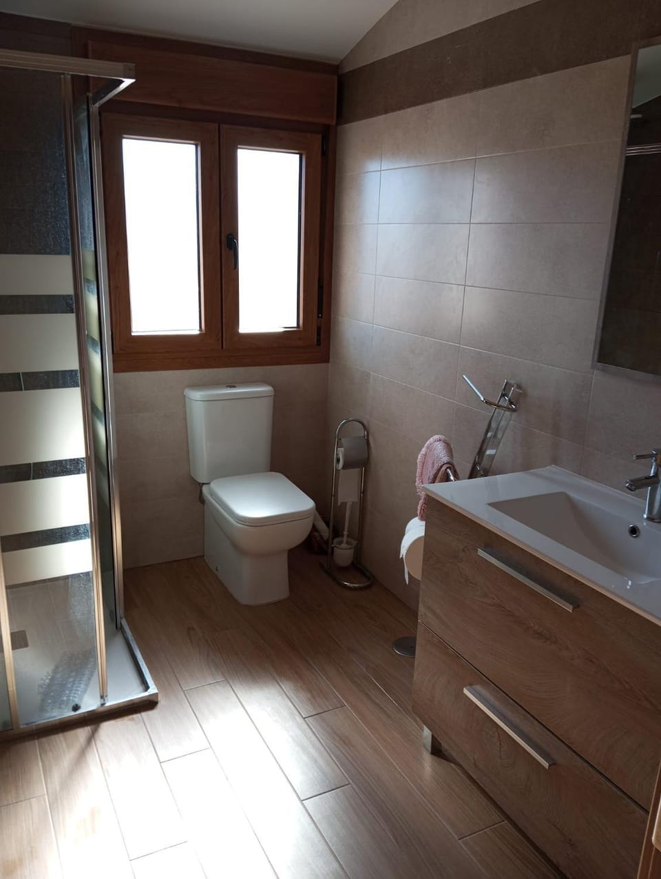 Shower, Toilet, Bathroom