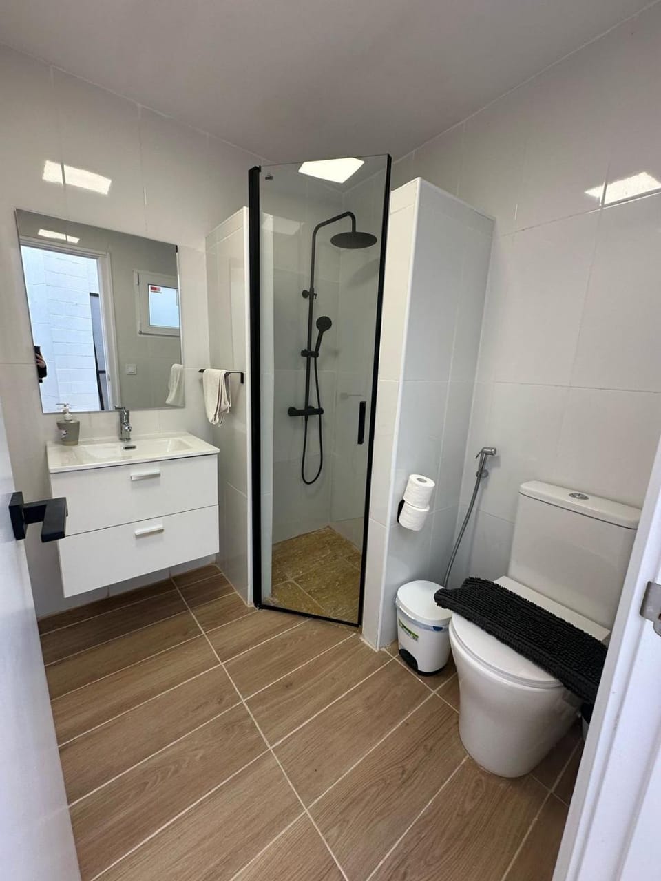 Shower, Toilet, Bathroom