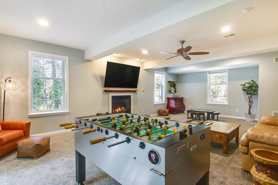 5 Mi to Rehoboth Beach: Home w/ Backyard! House in Sussex County