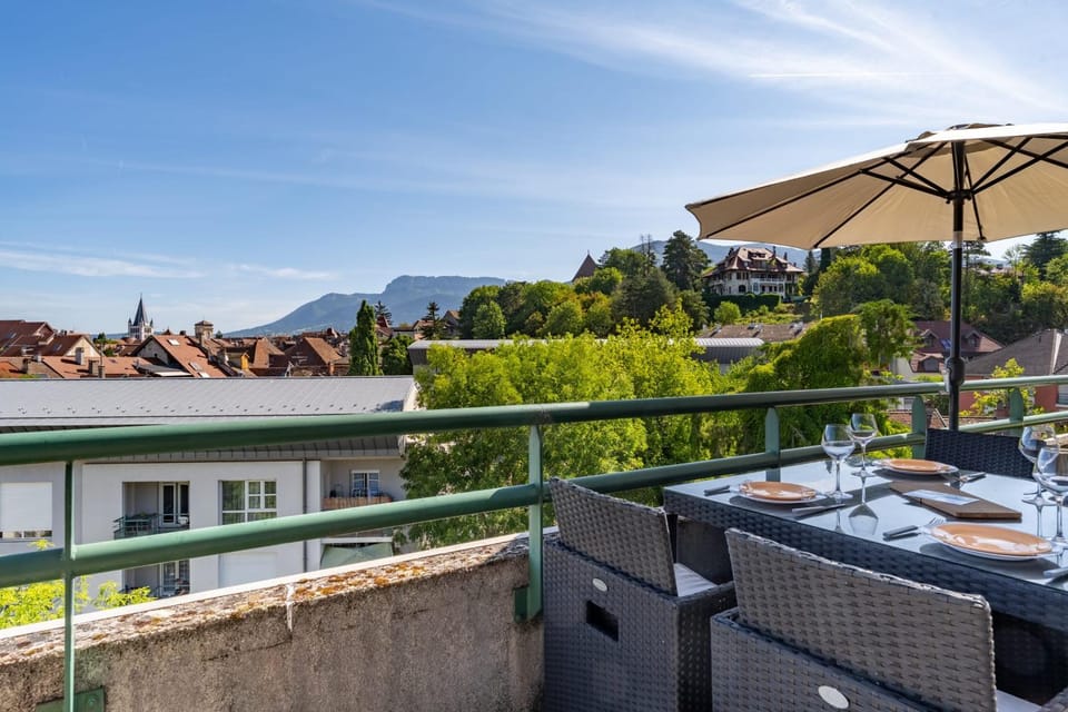 Beautiful T2 - Parking and close to the centre and lake Apartment in Annecy