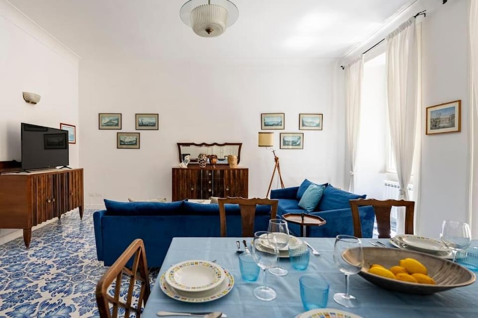 Ammore a mare, luxury apartment near the sea Apartment in Naples