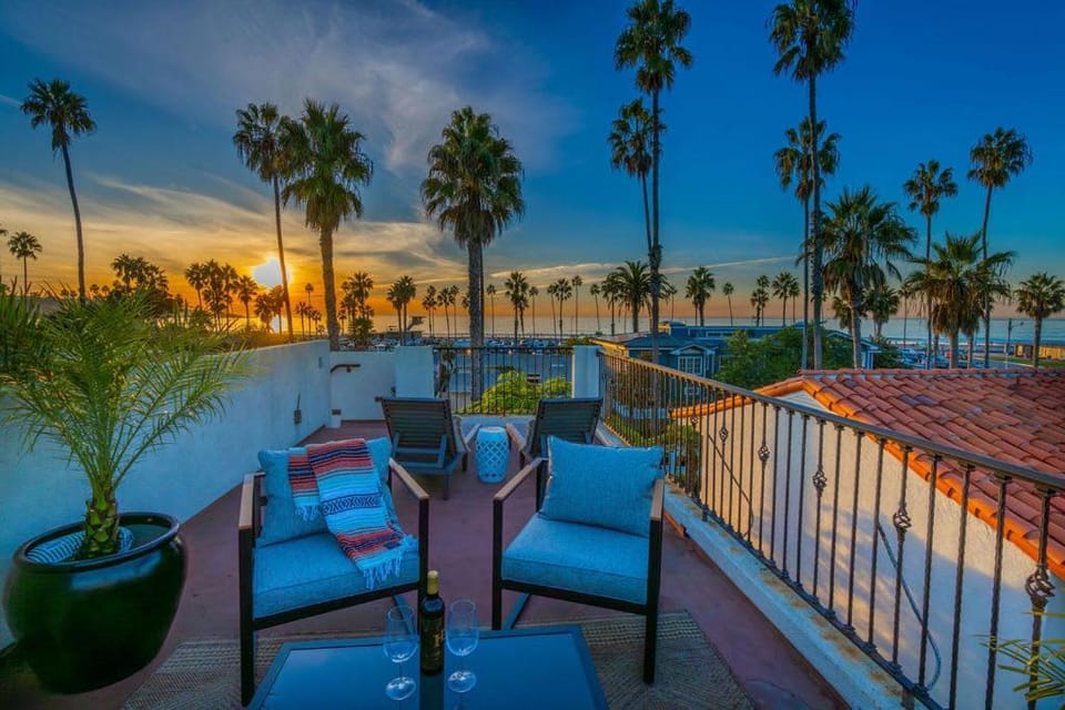 Ocean View Spanish Beauty Half Block to Beach House in La Jolla Shores