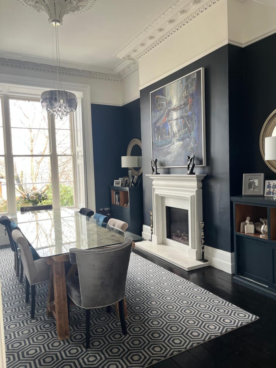Seating area, Dining area