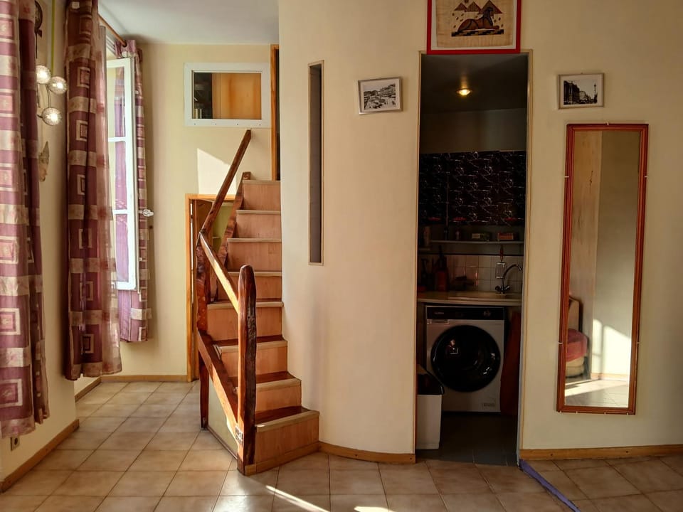 Property building, Living room