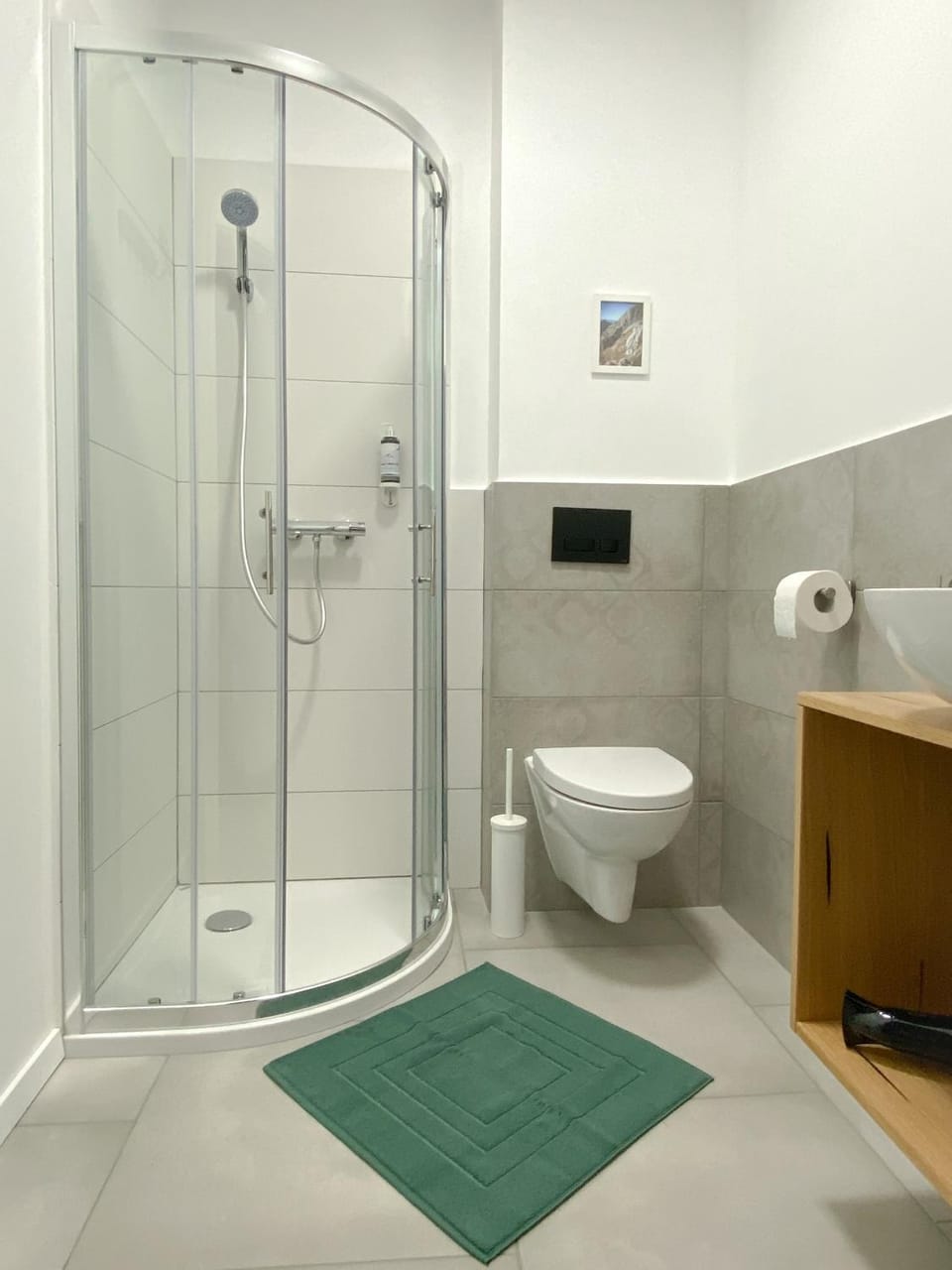Shower, Toilet, Bathroom