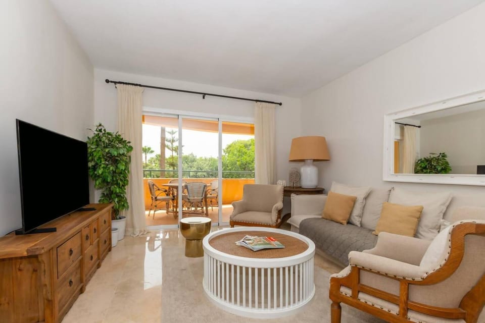 Precioso Apart Elvira Hills. Apartment in Marbella