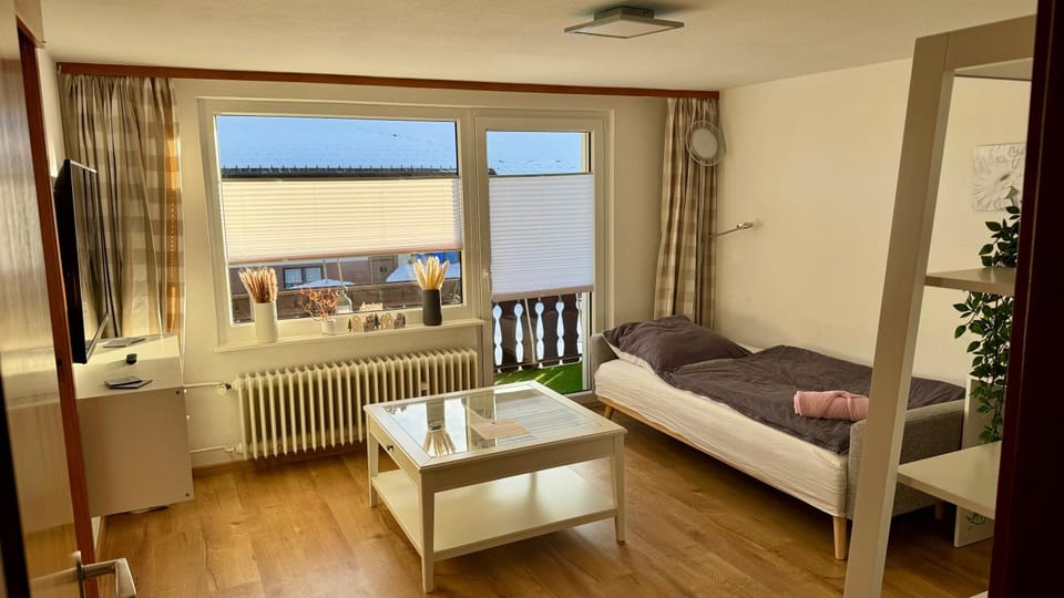 Bed, View (from property/room), Balcony/Terrace, Living room, Photo of the whole room, Seating area