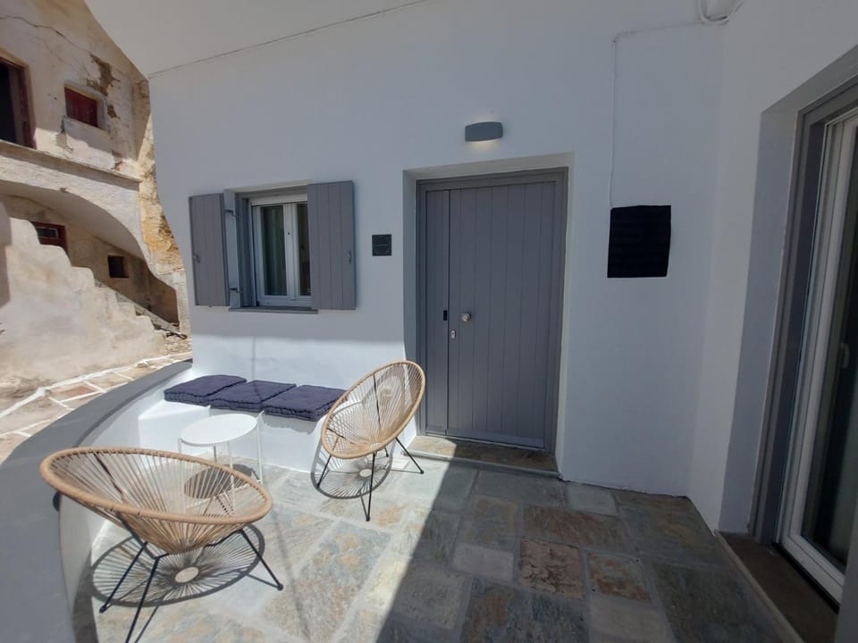 Patio, Balcony/Terrace