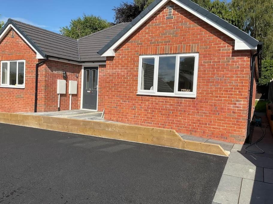 Beautiful Holiday Cottage House in East Staffordshire District