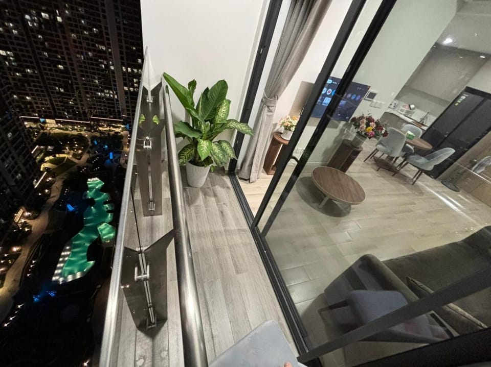 VINHOMES GRAND PARK QUẬN 9 Căn hộ LUXURY MASTERI CENTRE POINT Apartment in Ho Chi Minh City