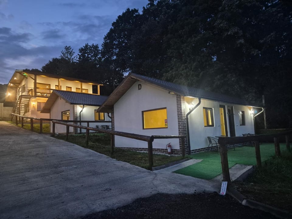 Popas Momaia Bed and Breakfast in Romania