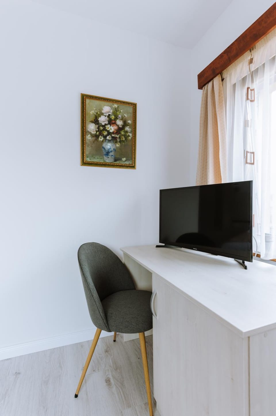 Juliu's Panzio Csikszereda Bed and Breakfast in Romania