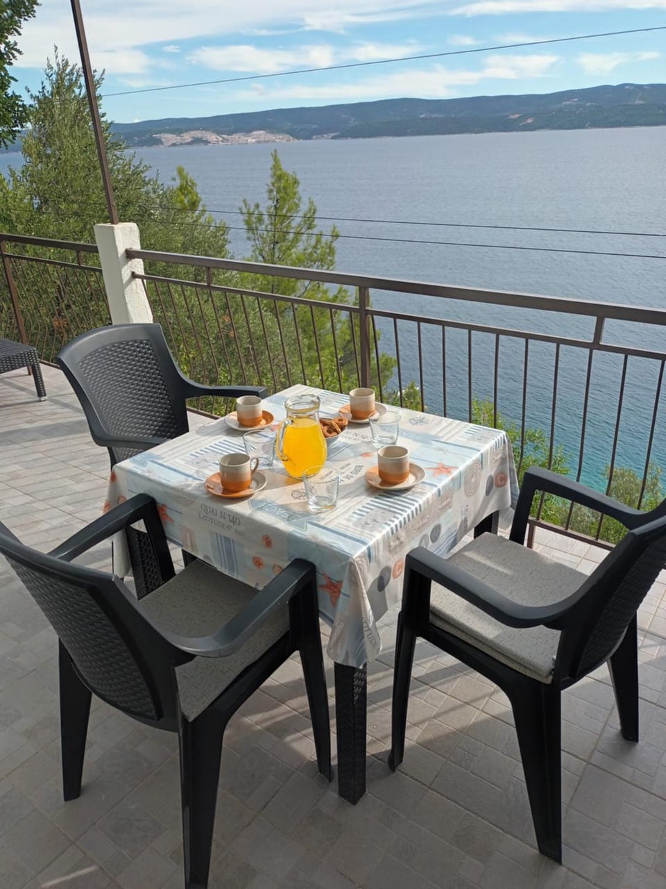Apartment Ljube small Apartment in Split-Dalmatia County