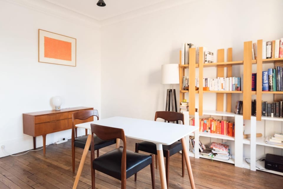 Bright and charming apartment Apartment in Paris