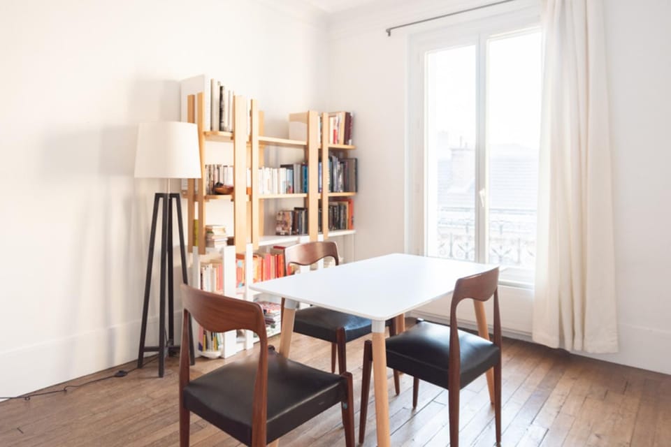 Bright and charming apartment Apartment in Paris