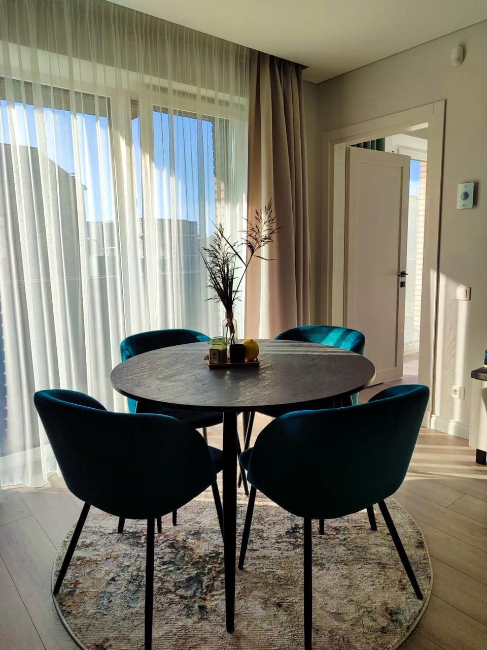Living room, Seating area, Dining area