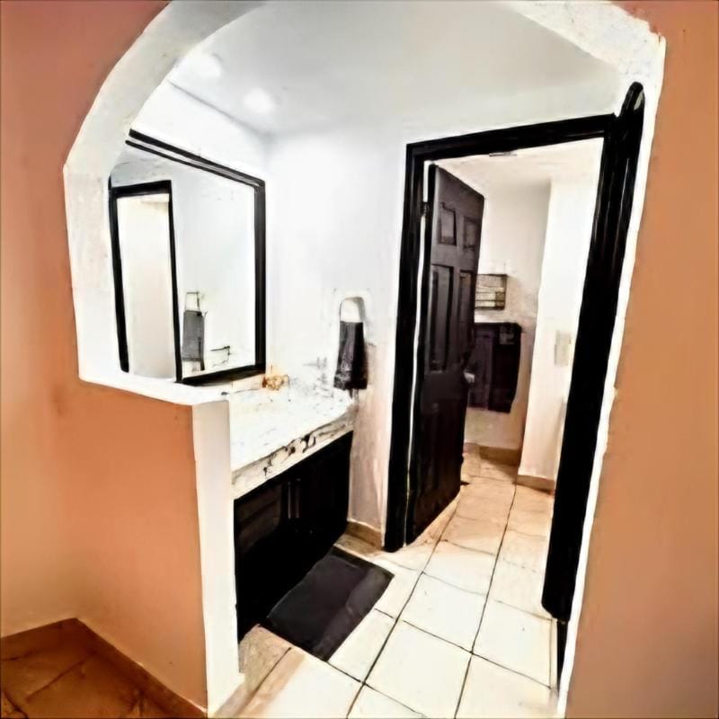 Ocean Front PRINCESA Resort D108-Sandy Beach-Ground Floor-HUGE Apartment in Rocky Point