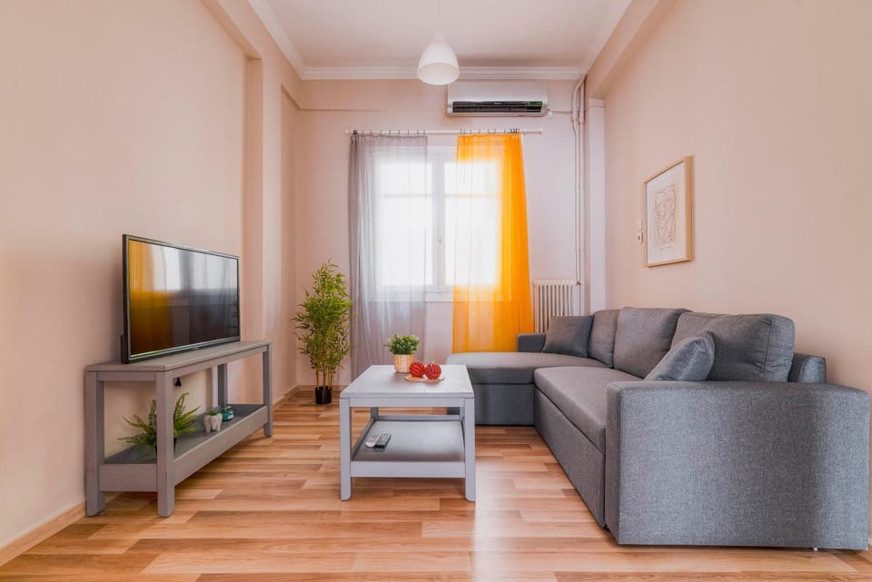 Seating area, Evening entertainment