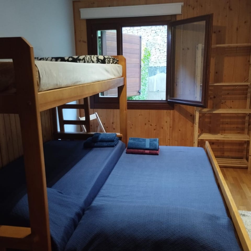 Bed, Photo of the whole room, Bedroom, Garden view, bunk bed, towels