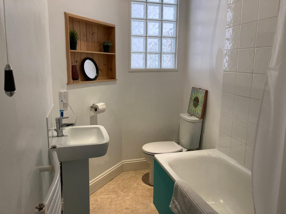 Toilet, Bathroom, Bath