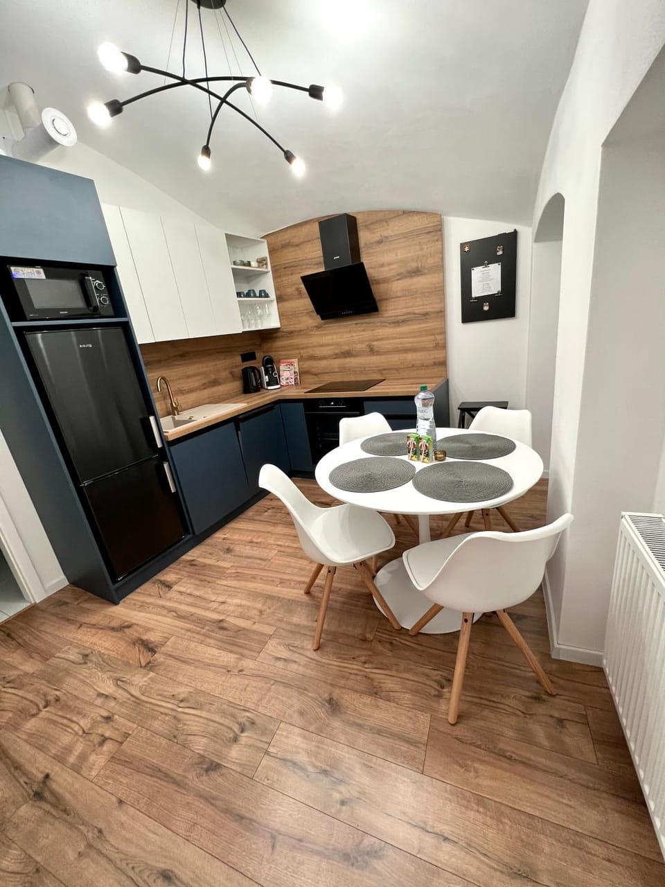 Kitchen or kitchenette, minibar, pet friendly, stove