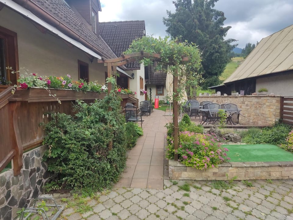 Property building, Balcony/Terrace