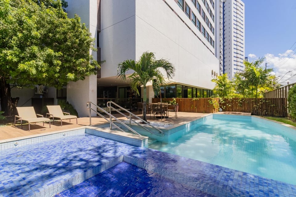 Pool view, Swimming pool, sunbed