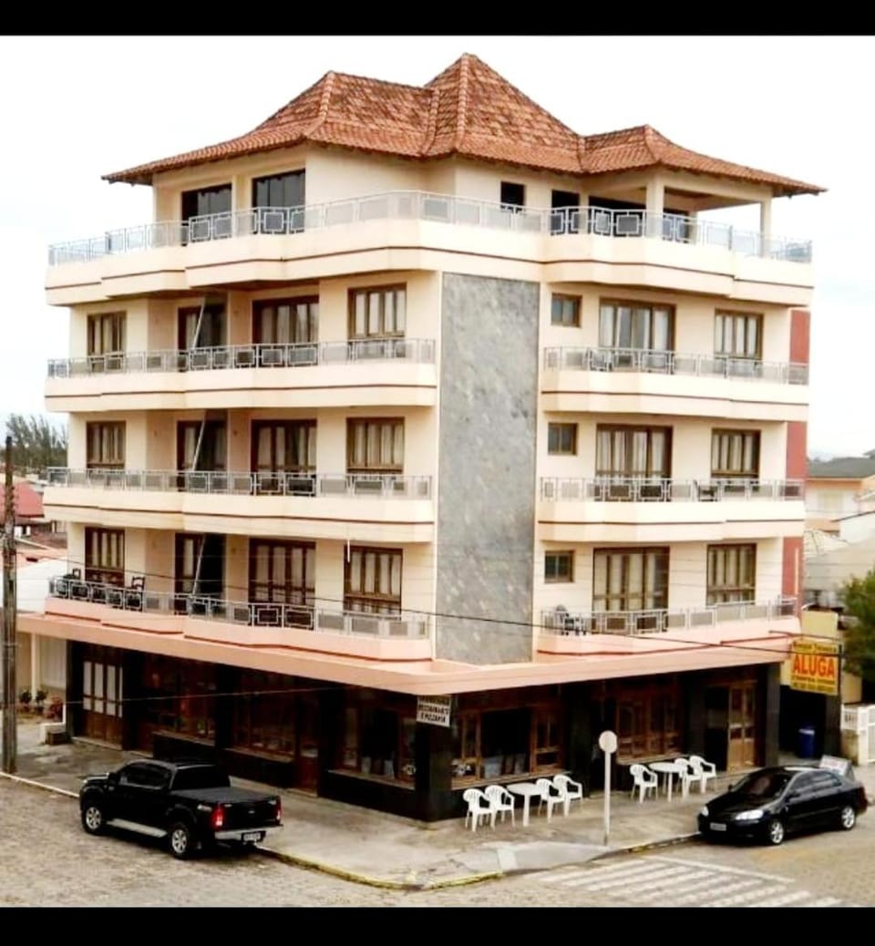 Property building, Day, Location