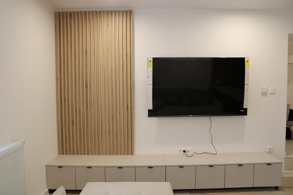 TV and multimedia, Evening entertainment