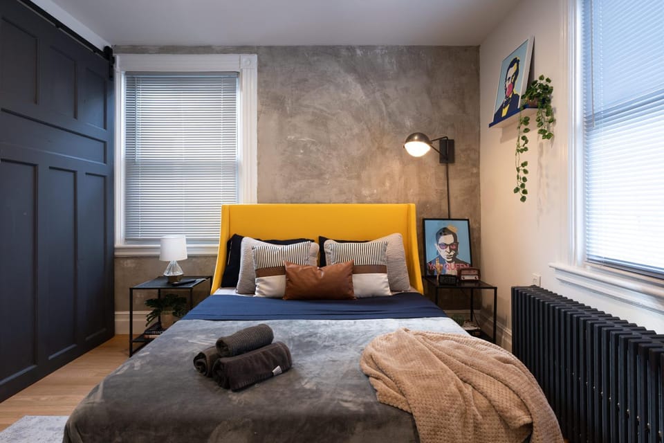 Urban Bedroom Vacation rental in Mount Vernon
