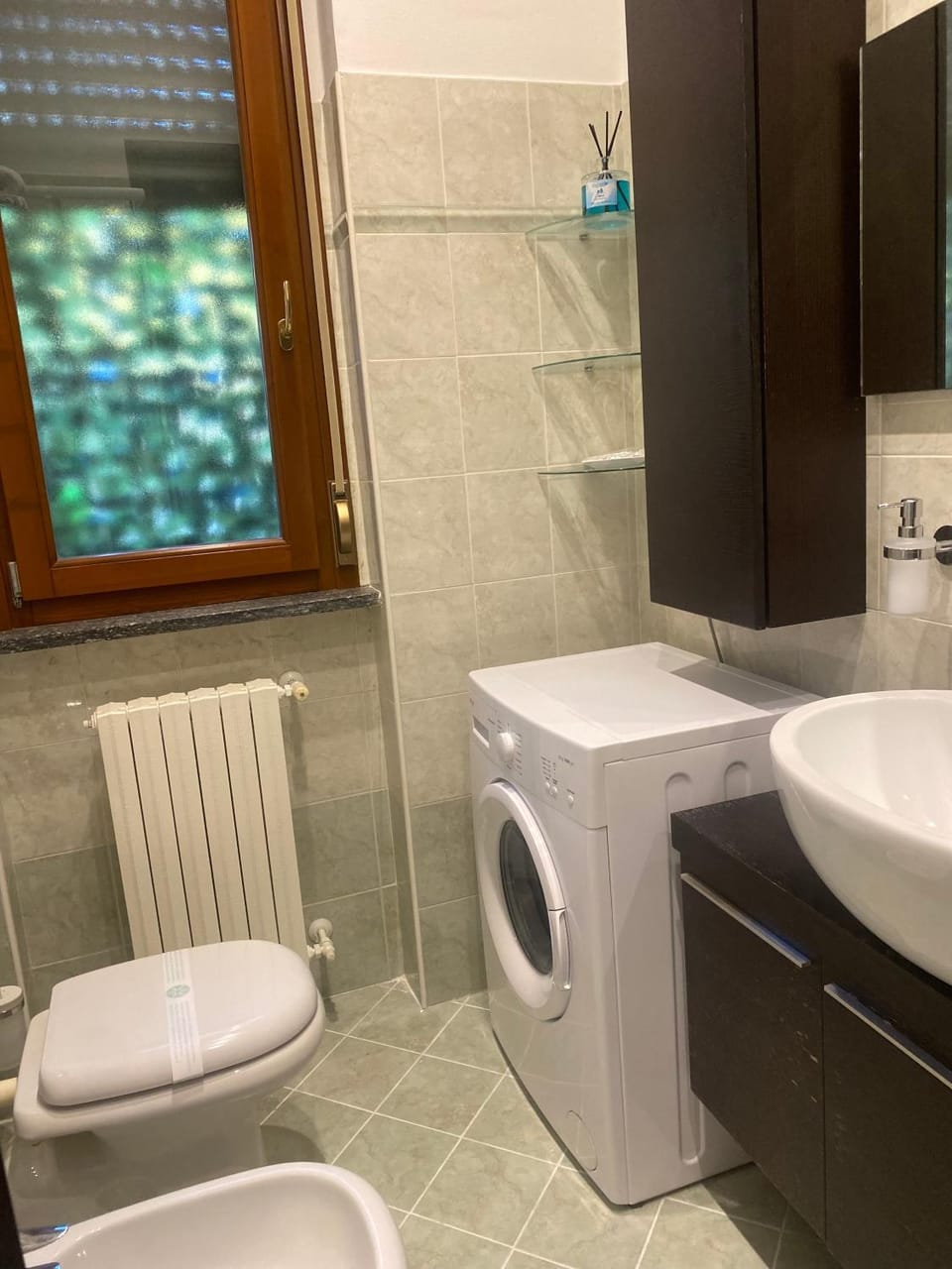 Toilet, Bathroom, washing machine