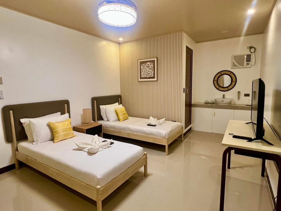 E&R Airport Hotel Bed and Breakfast in Dumaguete