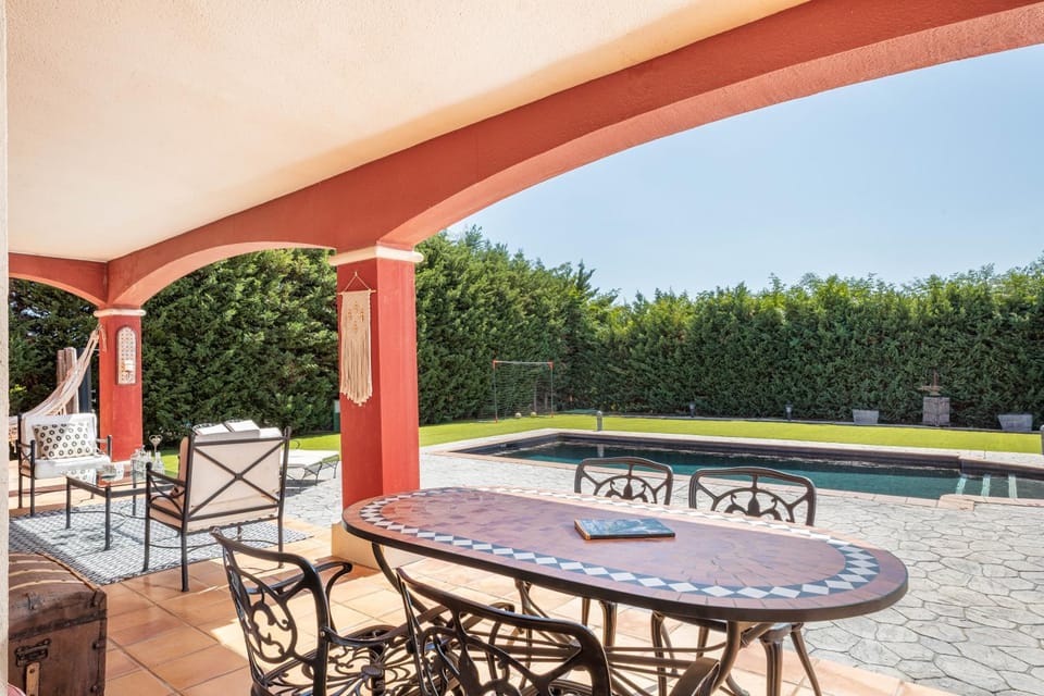 Balcony/Terrace, Swimming pool