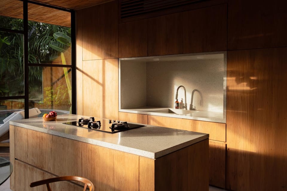 OLA HOUSE Uluwatu Bespoke 2 BR with Salt Water Pool 10 minutes to Best Beaches Villa in Bali