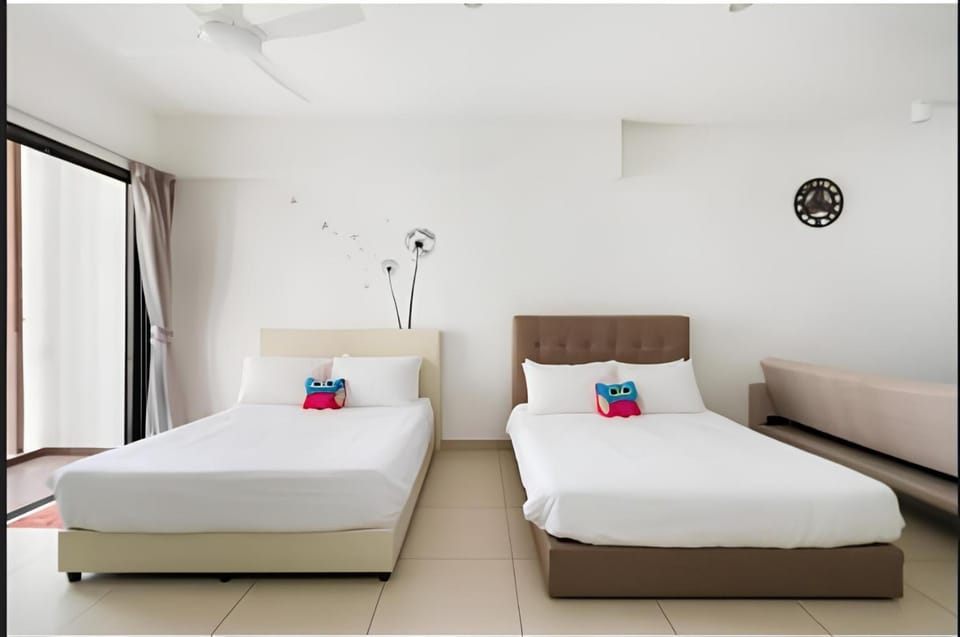 Bed, Bedroom