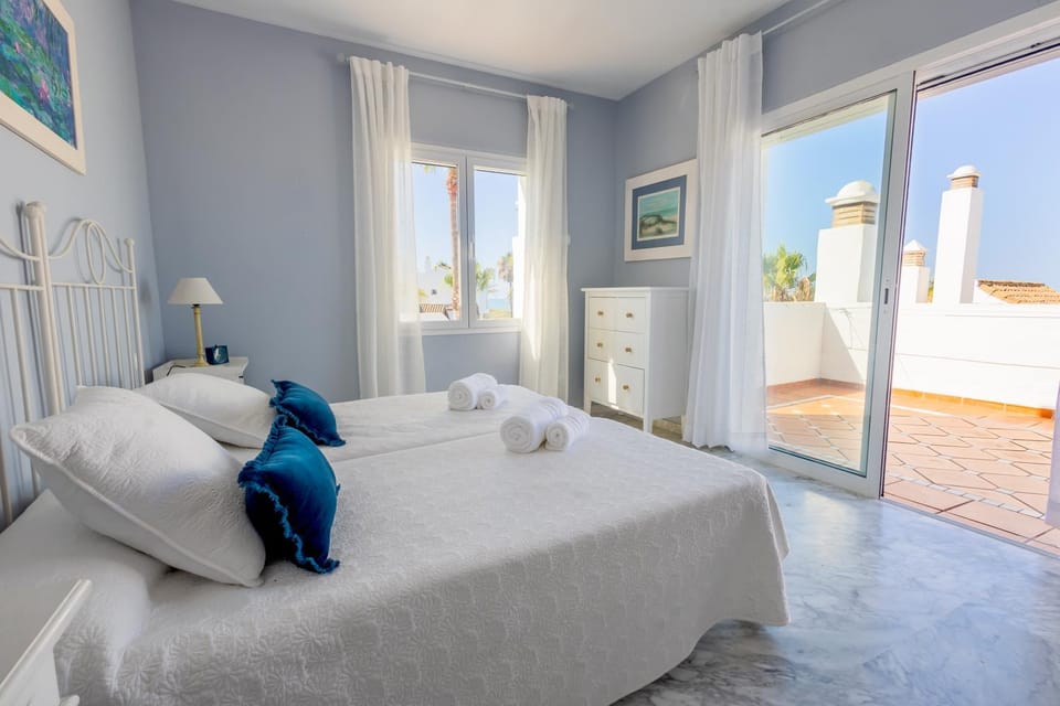 Ático Costa Ballena playa infante. 1º línea playa Apartment in Bajo Guadalquivir