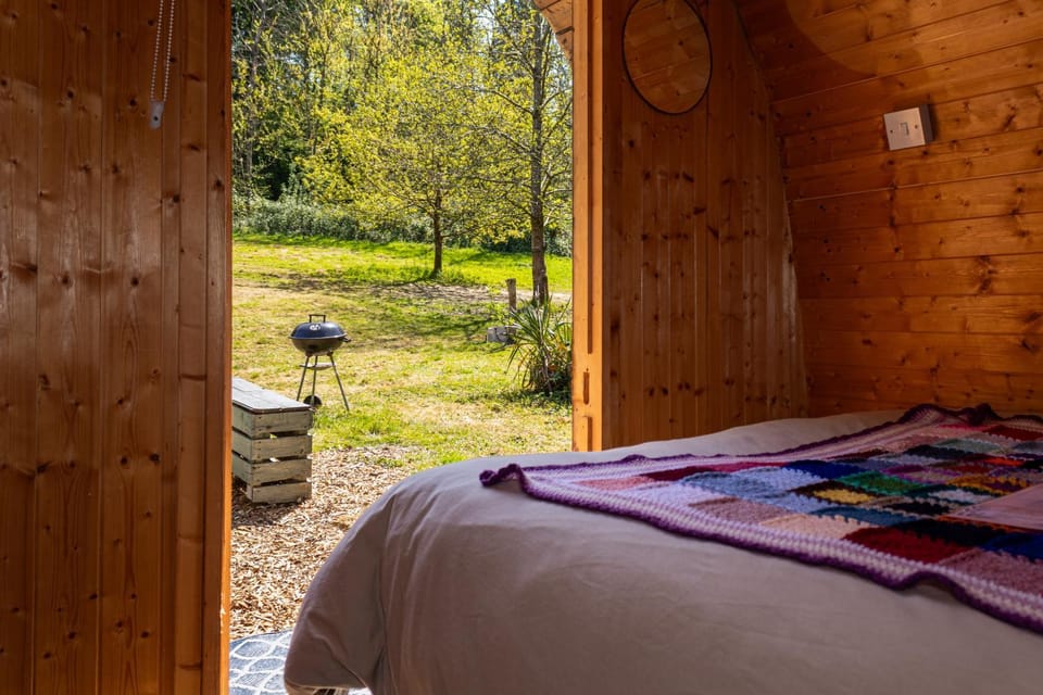 Bed, Natural landscape, Garden view